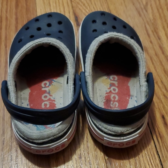 Crocs - Picture 2 of 3